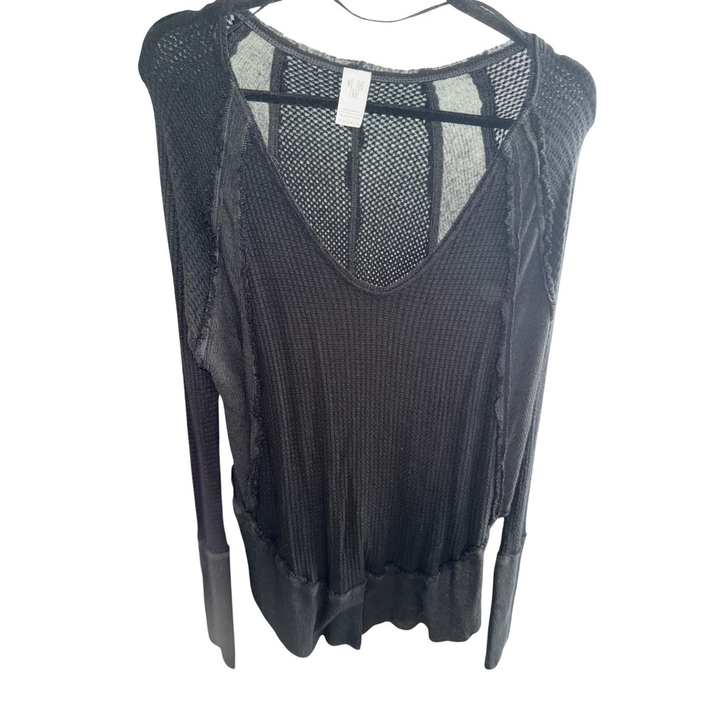 We The Free Free‎ People distressed raw hem Black V-Neck Thermal Waffle Knit